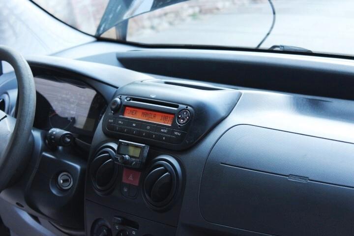 Peugeot Bipper Tepee 1.4 HDi 70CV Outdoor 2-Tronic CAMBIO AUTOMATICO TAGLIANDI IN CONCESSIONARIA CLI