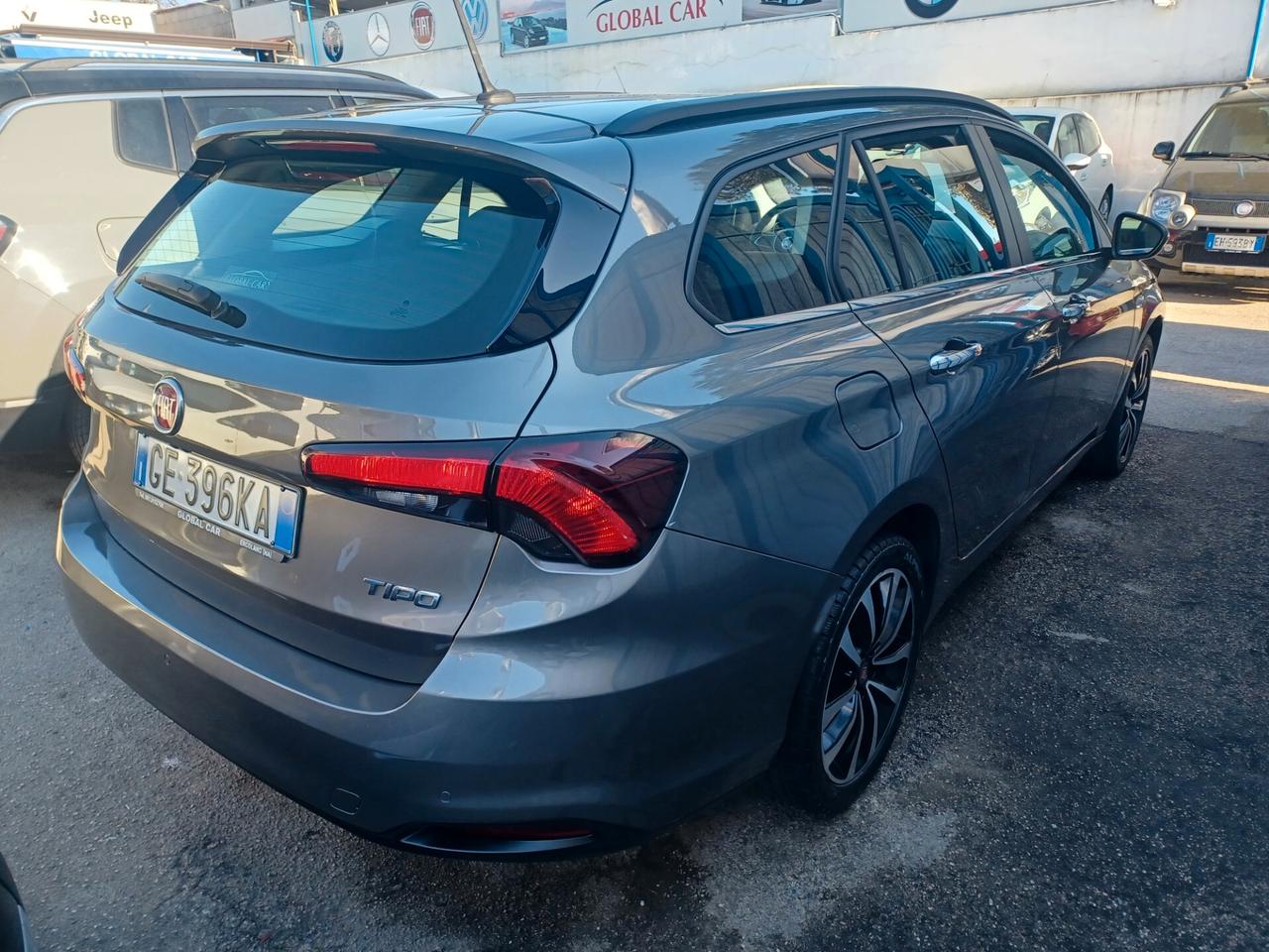 FIAT TIPO 1.6 M.JET. LOUNGE ANNO 2021