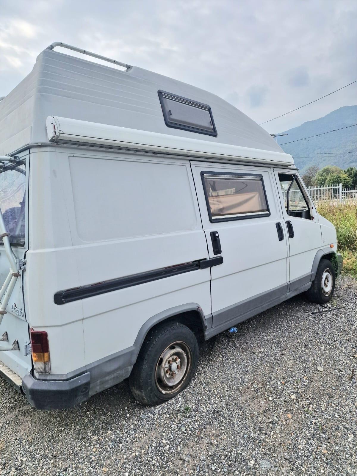 938 camper puro fiat 290 sinistrato del 1991 in saldo