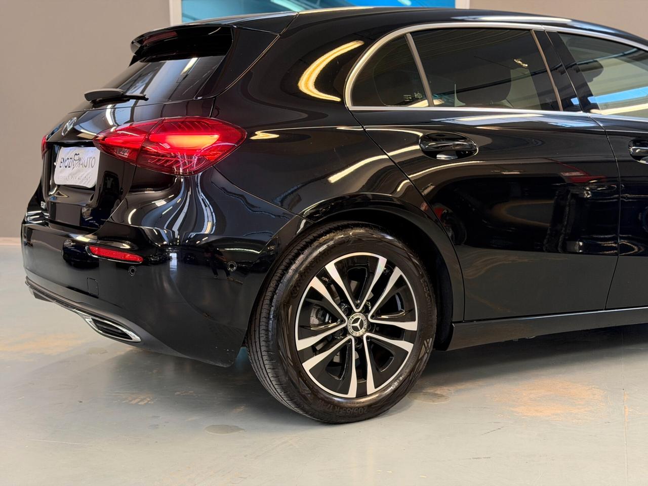 Mercedes-Benz A 180 NEOPATENTATI Advanced Plus AUTO - TELECAMERA - SEDILI RISCALDATI