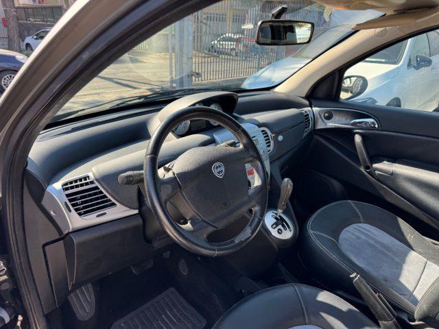 LANCIA Ypsilon 1.4 16V Sport MomoDesign Automatica