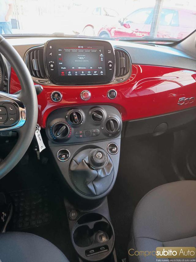 FIAT 500 1.0 Hybrid Red