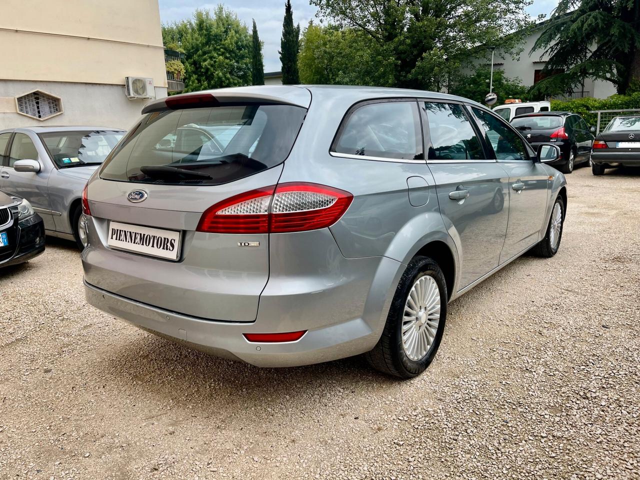 Ford Mondeo Mondeo 140 CV TAGLIANDATA GARANZIA