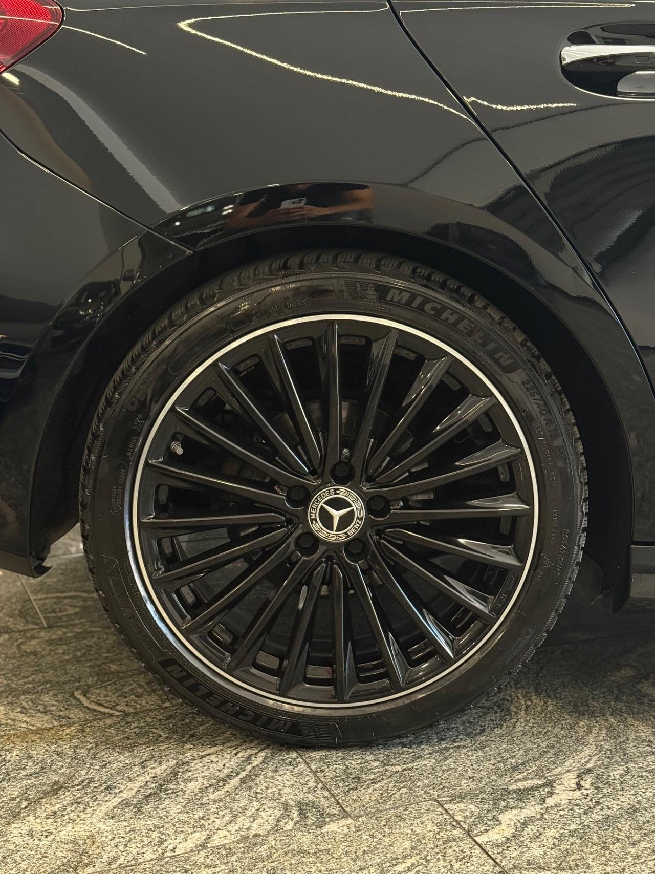 Mercedes-benz A 180 d Automatic AMG Line Premium Plus