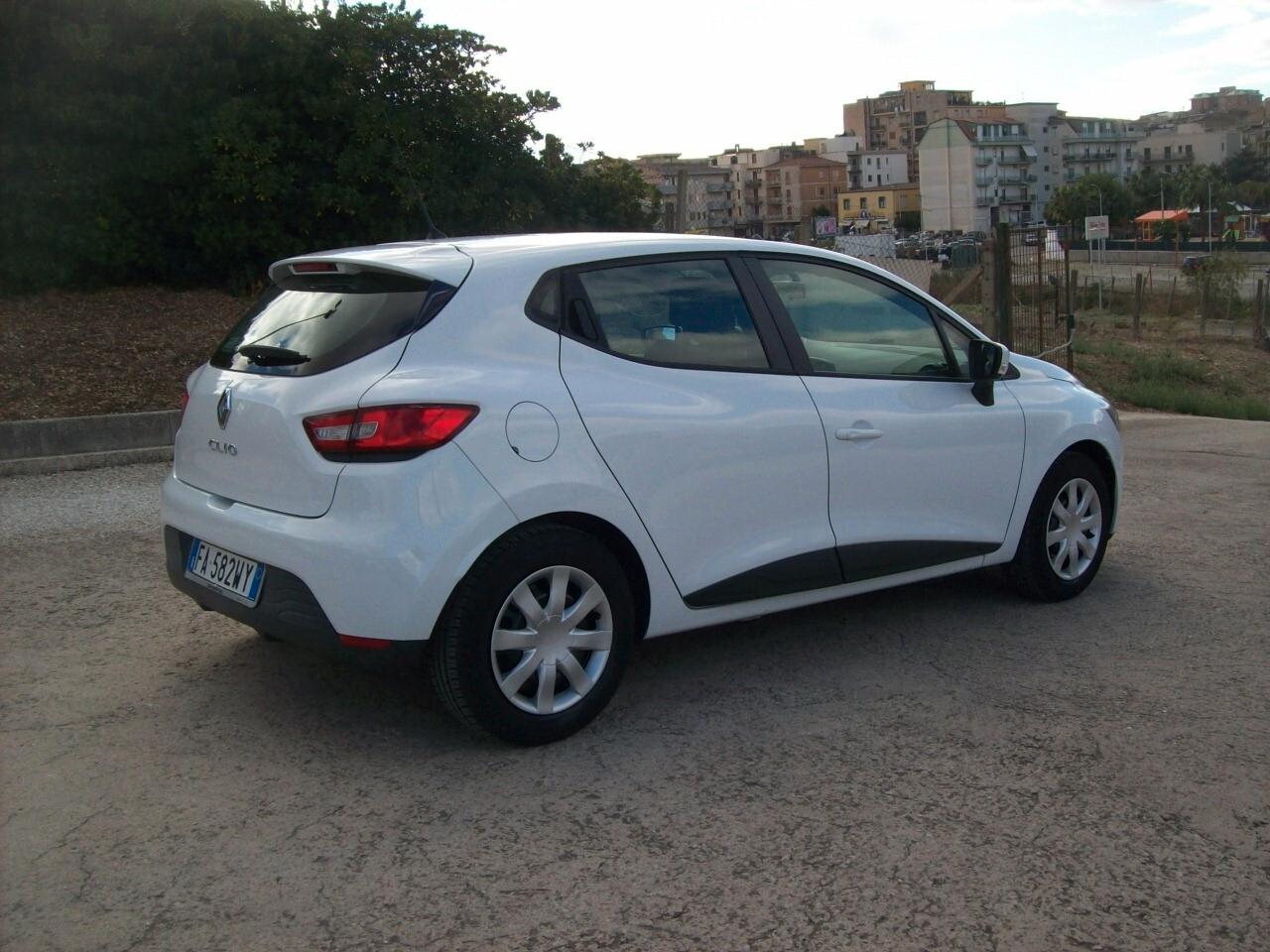 RENAULT CLIO 1.2 CV.75 5P LIFE "2015"