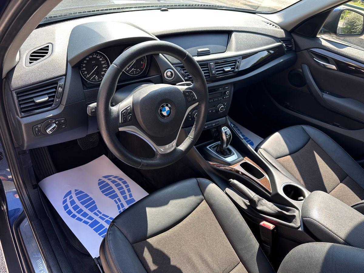 BMW - X1 - sDrive18d X Line