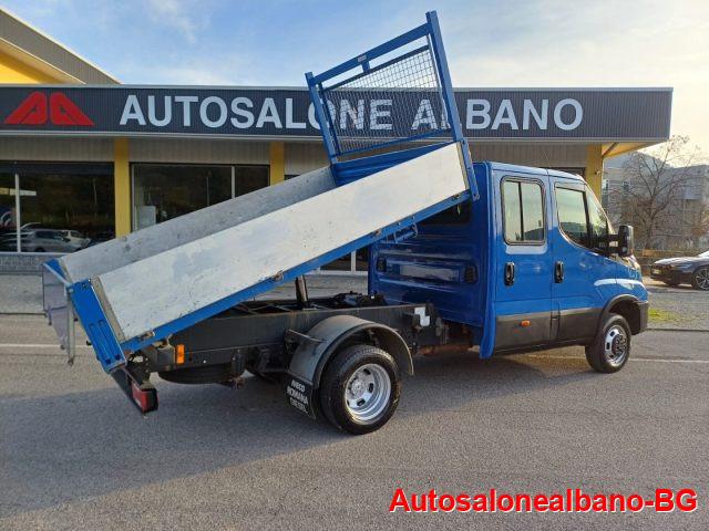 IVECO Daily 35C 14D 2.3D DOPPIA CABINA 7P 140CV RIBALTABILE