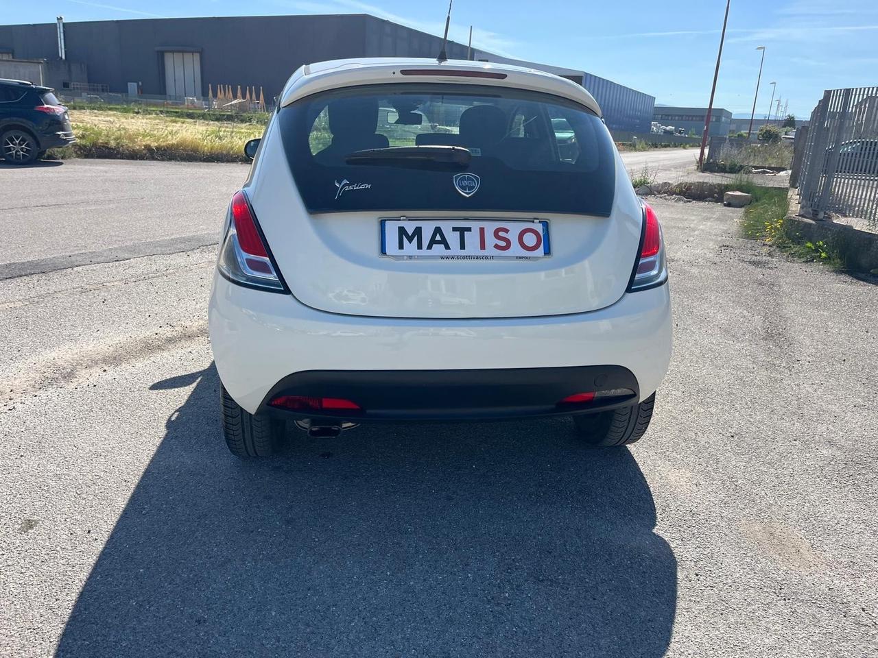 Lancia Ypsilon Platinum 110000 KM GARANZIA 12 m LEGGERE)