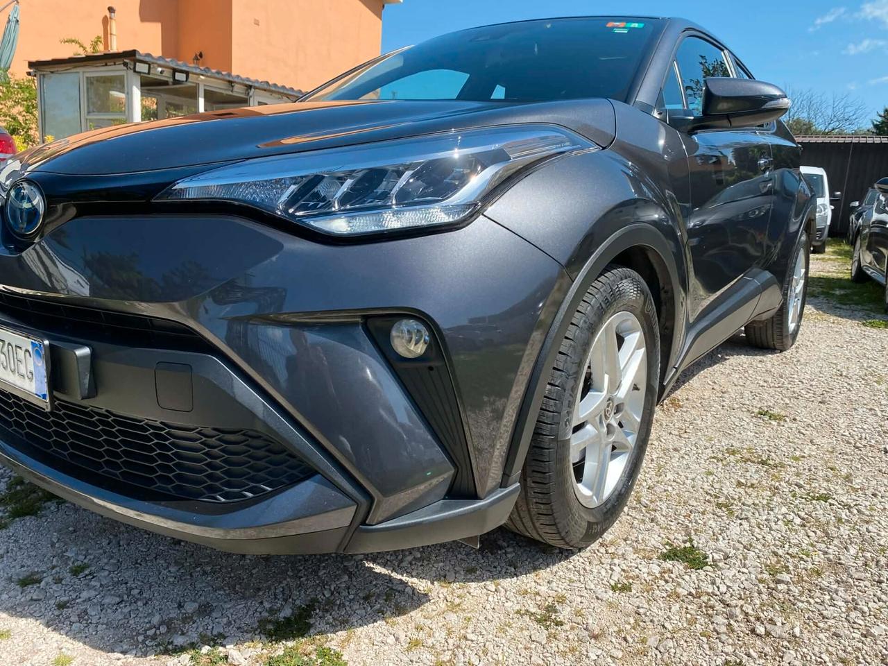 Toyota C-HR 1.8 Benz/Ibrida OK Neopatentato