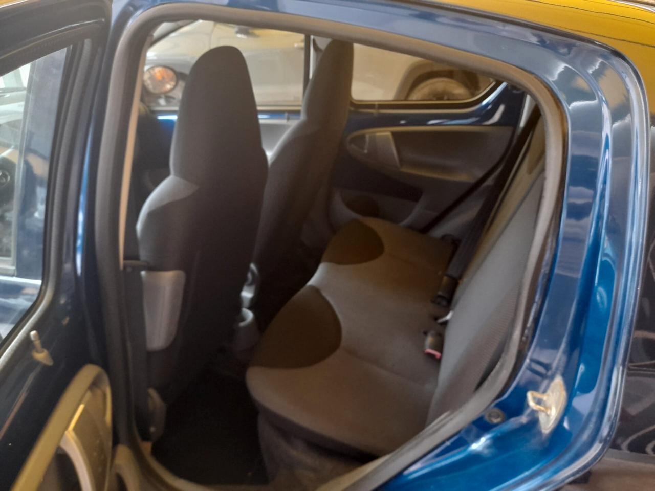 Toyota Aygo 1.0cc benzina 12 mesi garanzia-2007