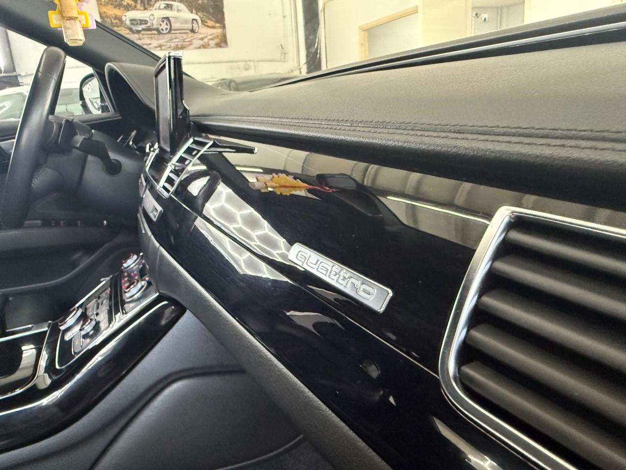 Audi A8 3.0 TDI 250 CV clean diesel quattro tiptronic
