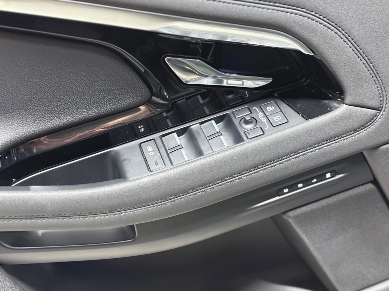 Range Evoque 2.0D 163 CV AWD R-Dynamic - TETTO