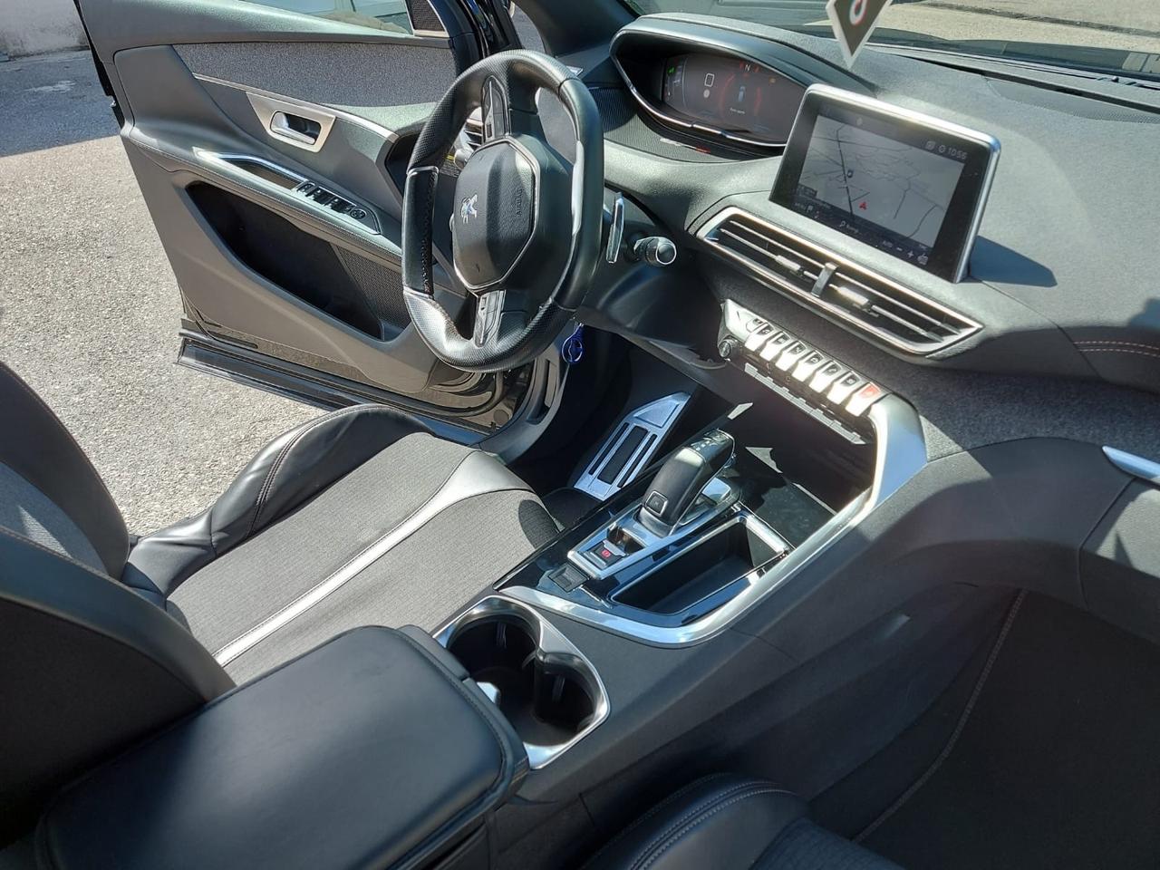 Peugeot 3008 “GTLINE” 1.5 hdi- cambio/aut-2018
