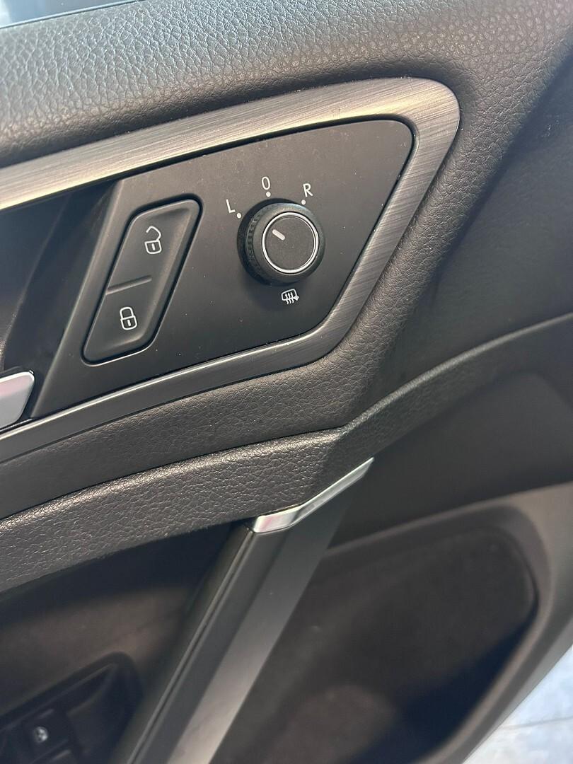 Volkswagen Golf condizioni pari al nuovo