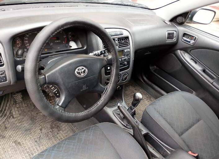 Toyota Avensis 2.0 D-4D 16V Station Wagon