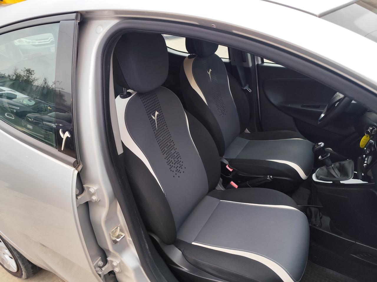 Lancia Ypsilon 1.2 69 CV 5 porte GPL Ecochic Elefantino