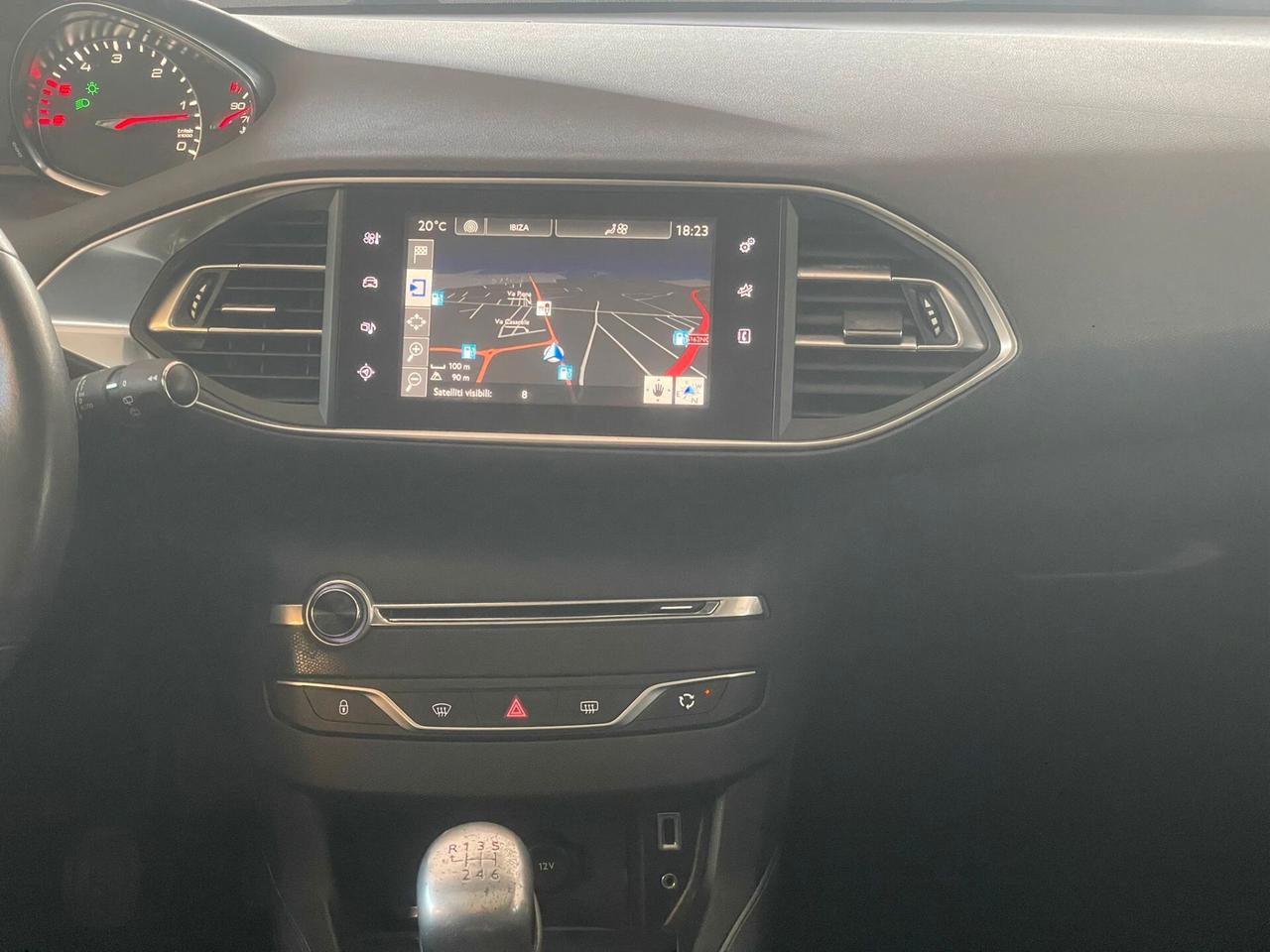 Peugeot 308 BlueHDi 120 S&S Allure