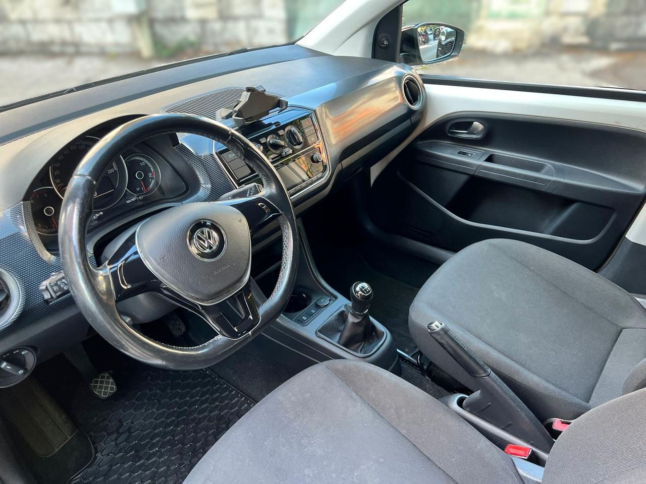VOLKSWAGEN UP ! 1.0 Eco BlueMotion - 2017
