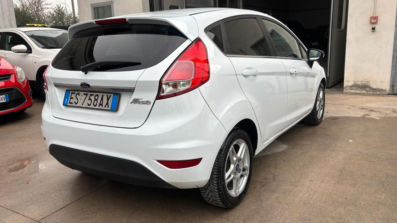 Ford Fiesta Ikon 1.4 5 porte Bz.- GPL