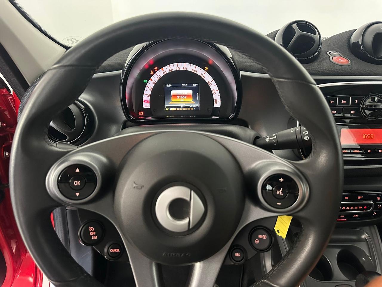 SMART FORFOUR PRIME AUTOMATICA 31.000 KM LED/PELLE/TETTO