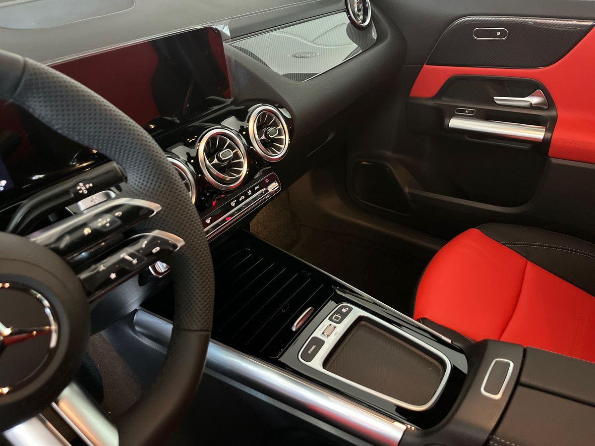 Mercedes-Benz GLA 200 d automatic