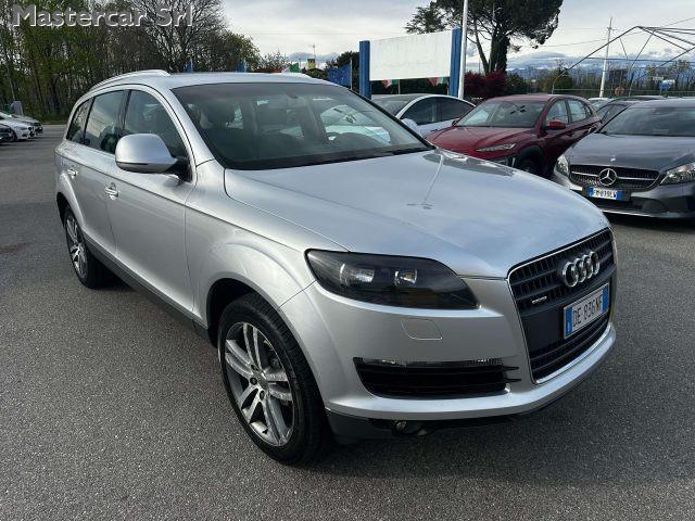 AUDI Q7 Q7 I 2006 3.0 V6 tdi quattro tiptronic DE836NF