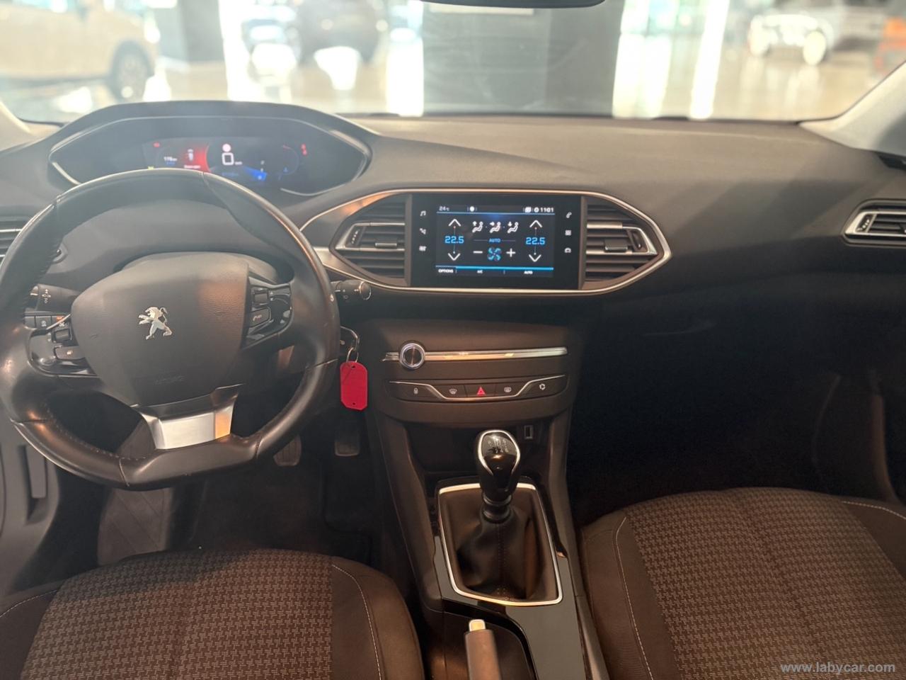 PEUGEOT 308 BlueHDi 130 S&S Business
