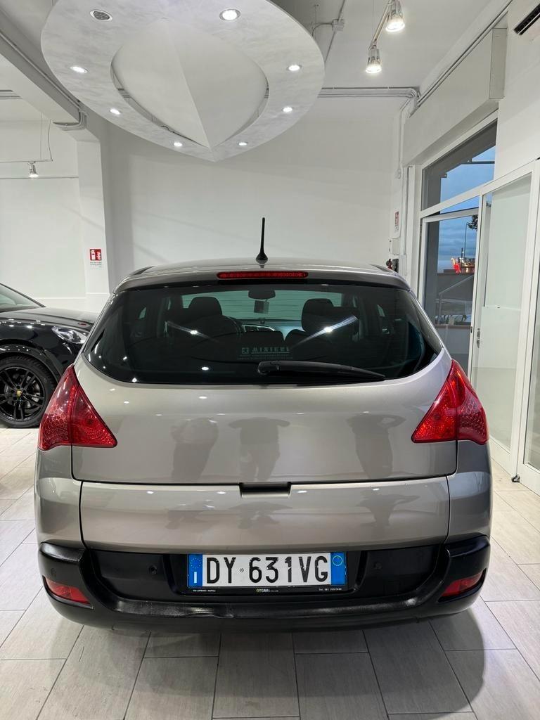 Peugeot 3008 1.6 HDi 110CV cambio robotizzato Premium