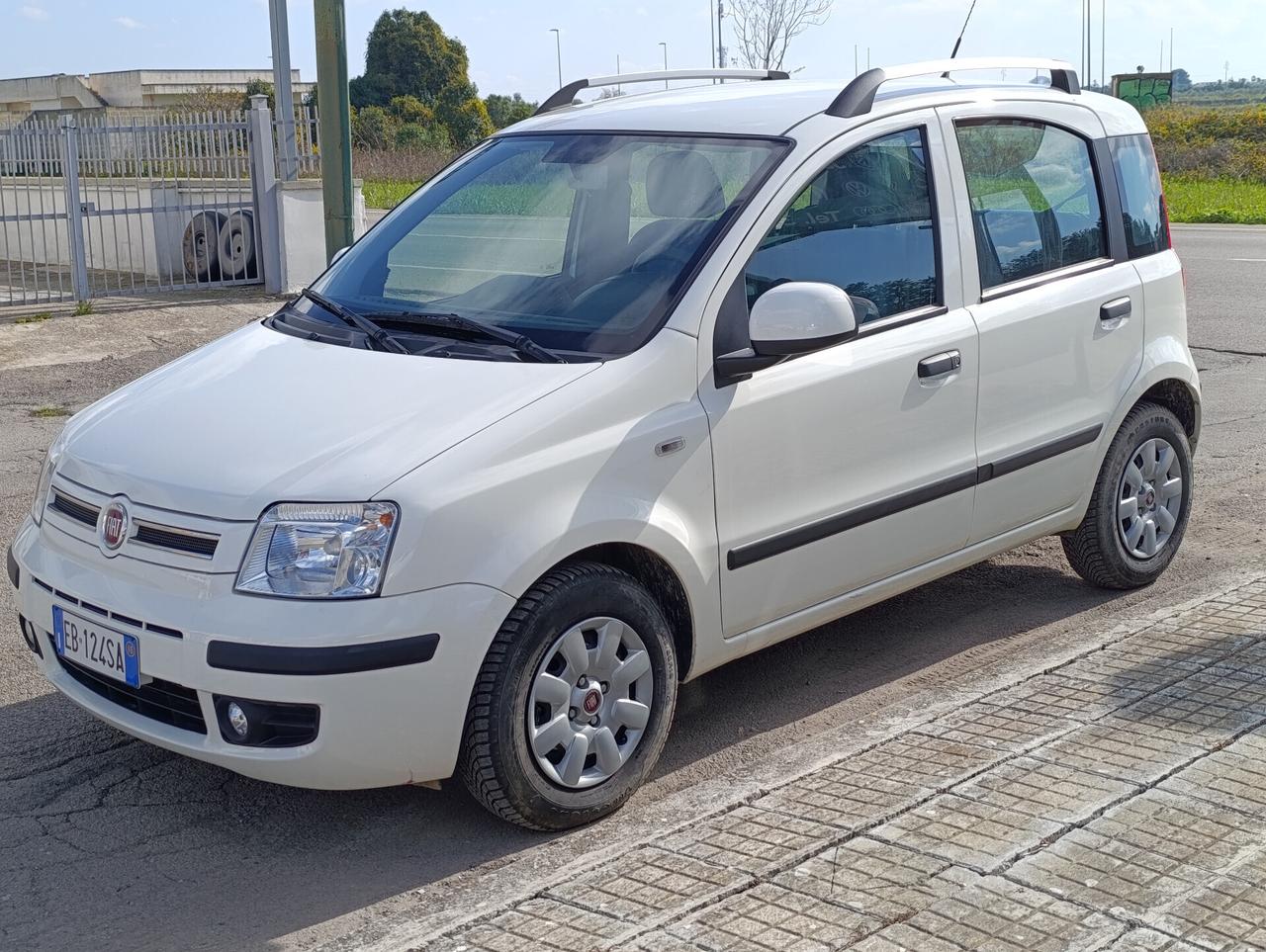 FIAT PANDA 1.2 BENZINA 05/2011 KM 65.000 1 PROPRIETARIO