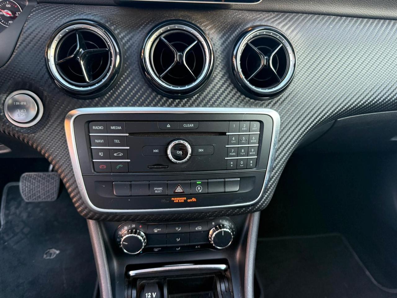 Mercedes-benz GLA 180 d Automatic Premium