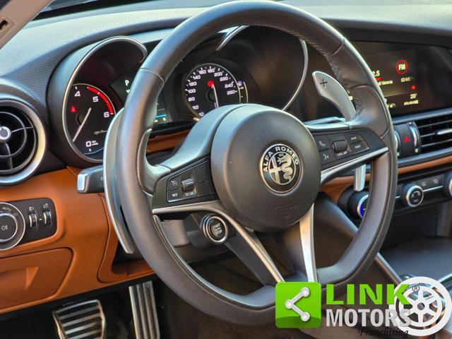 ALFA ROMEO Giulia 2.2 Turbodiesel 180 CV AT8 Business Sport
