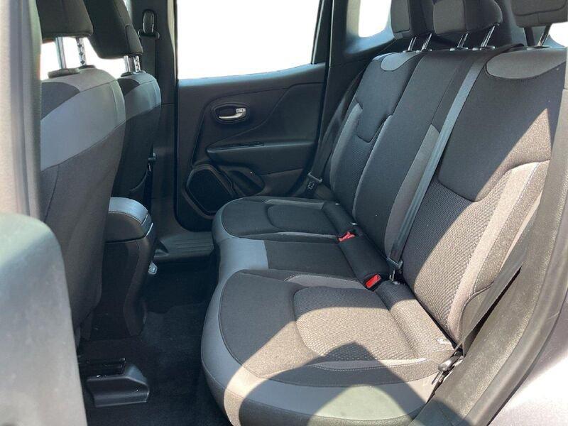 Jeep Renegade 2019 1.5 turbo t4 mhev Limited 2wd 130cv dct