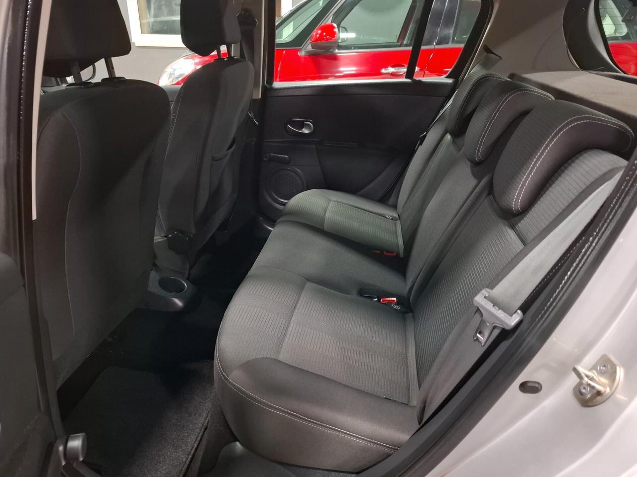 Renault Clio 1.2 benzina"20 TH" Neopatentato