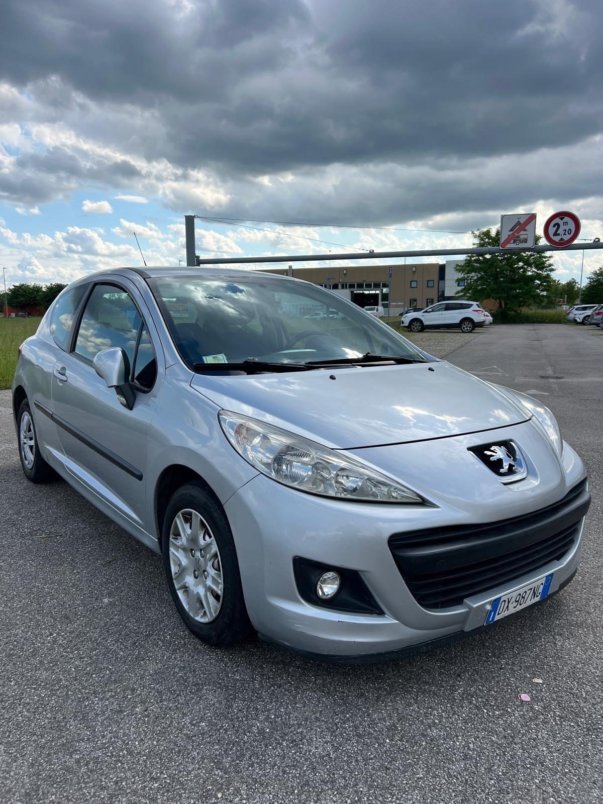 Peugeot 207 1.4 8V 75CV 3p. X Line ECO GPL