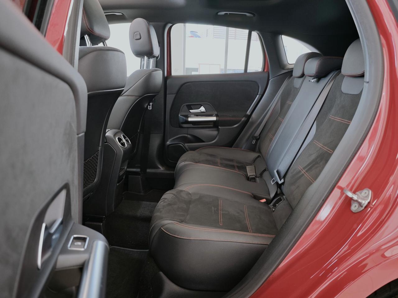 Mercedes GLA 200d Premium AMG Auto 2023 TETTO
