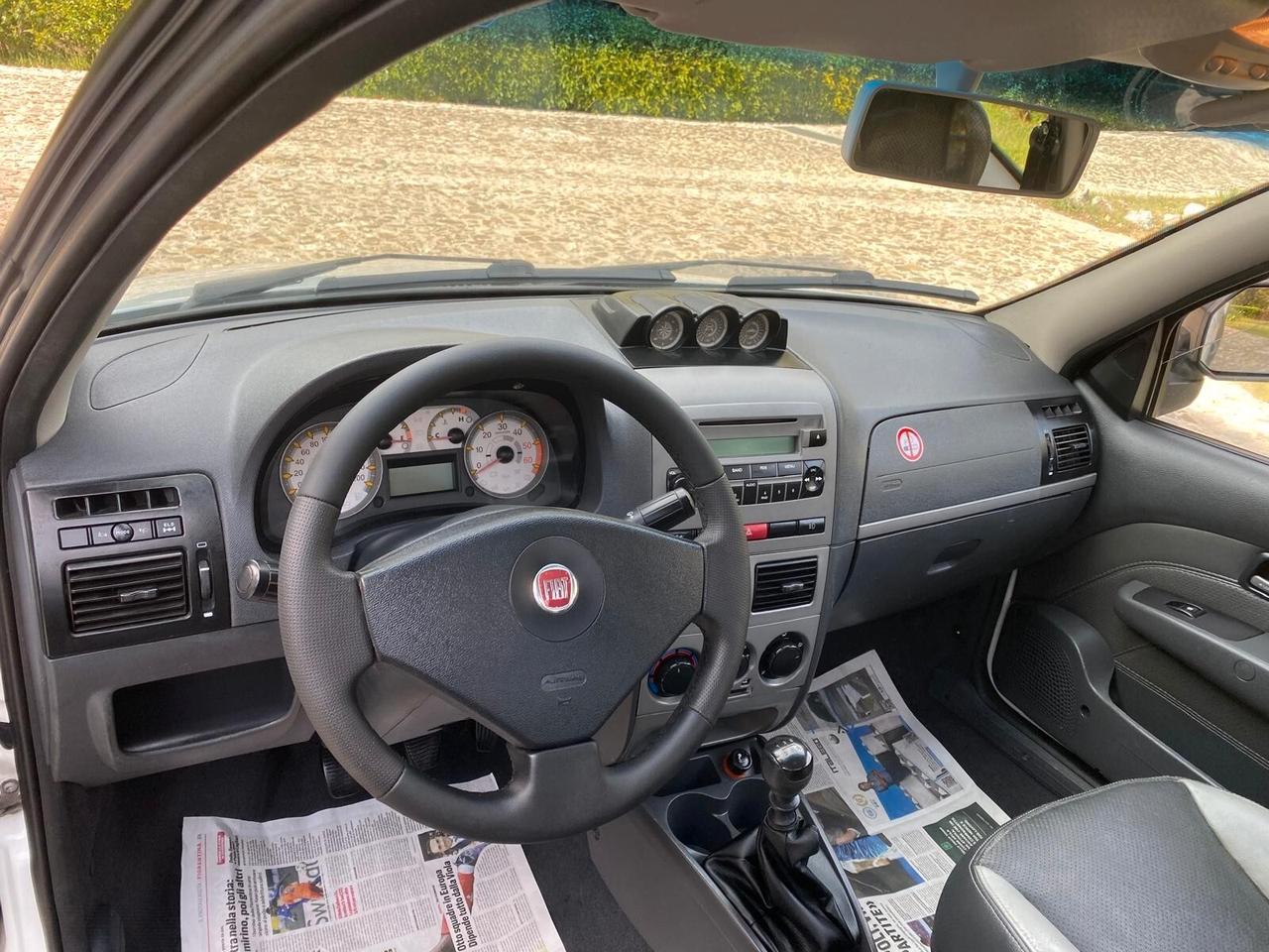 Fiat Strada Adventure
