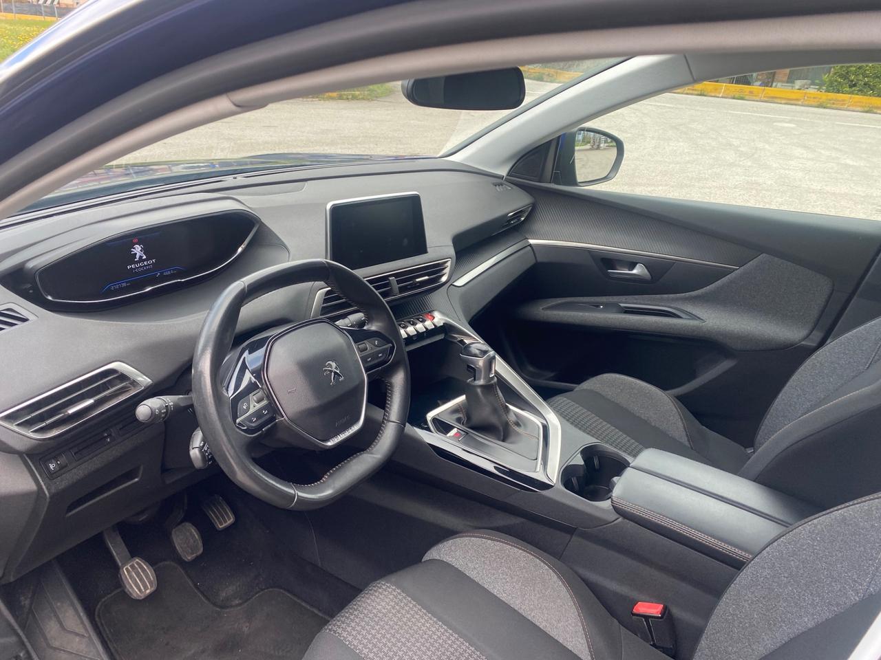 Peugeot 3008 BlueHDi 130 S&S EAT8 Active