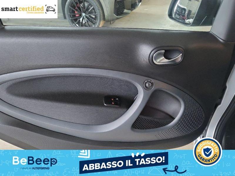 smart fortwo EQ MATTRUNNER 22KW