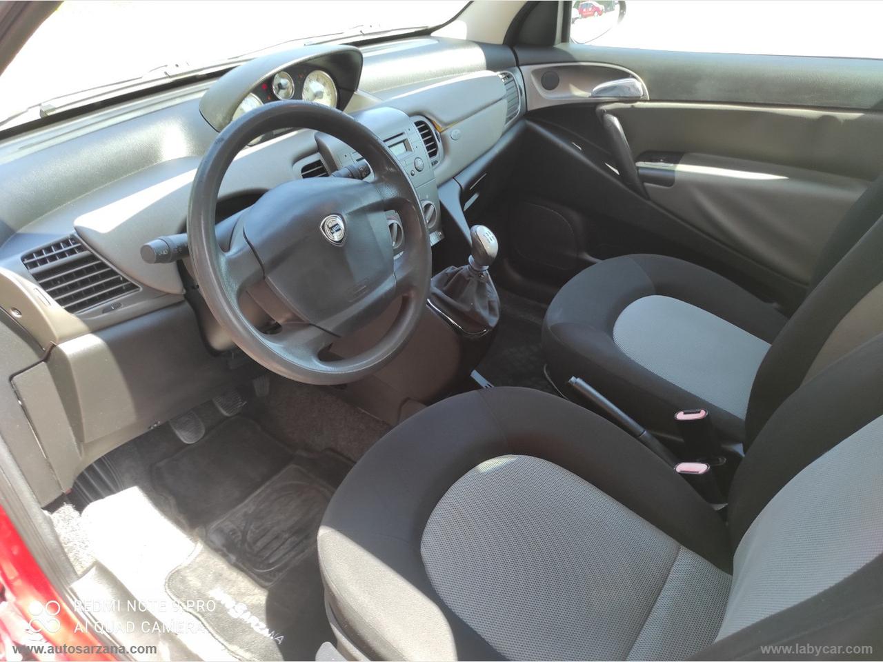 LANCIA Ypsilon 1.2 16V Argento ADATTA A NEOPATENTATI
