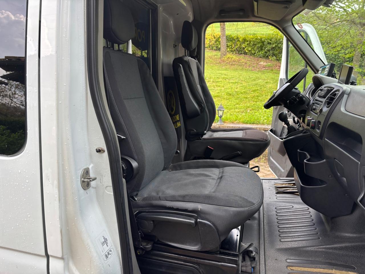 Renault Master T35 2.3 dCi/125