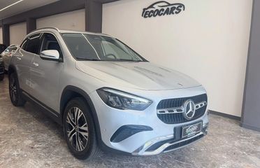 Mercedes GLA 200d Advanced IVA ESPOSTA 11/2023