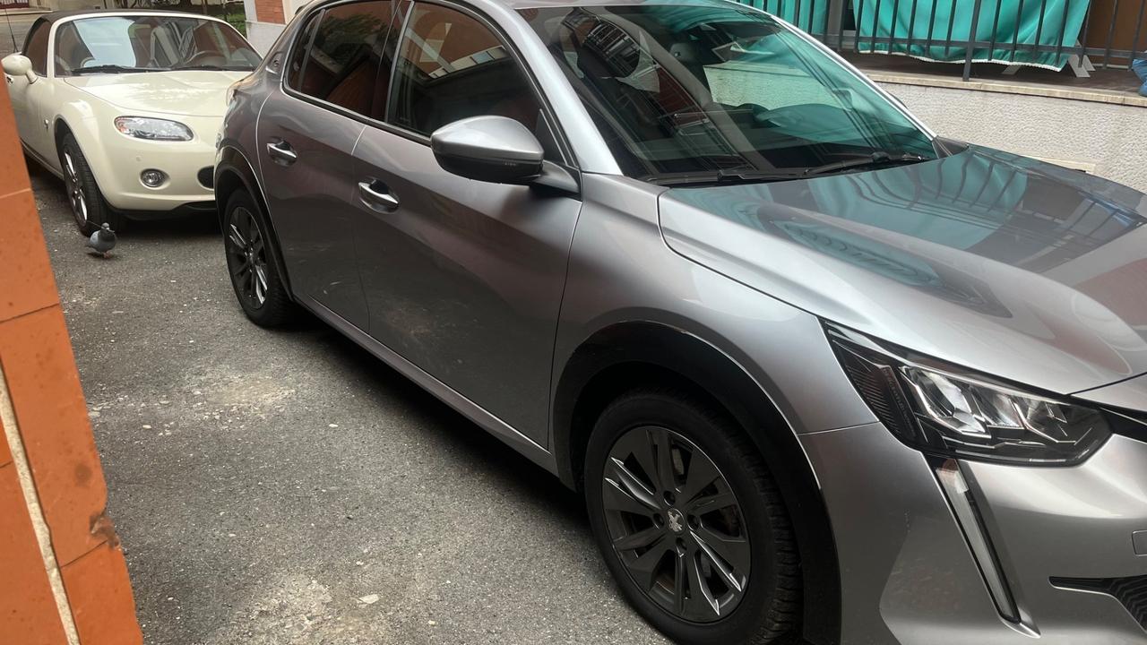 Peugeot 208 motore elettrico 136 CV 5 porte Active Pack