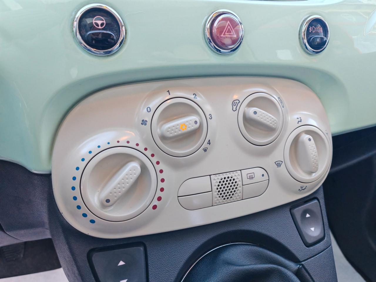 Fiat 500 1.2 benzina 05/2014 CV69 LOUNGE