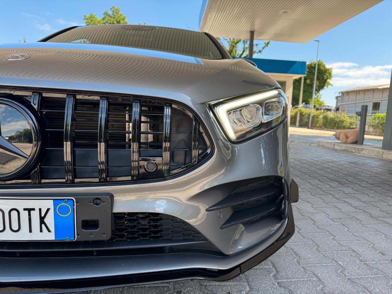 Mercedes-benz A 250 e Automatic EQ-Power Premium AMG line