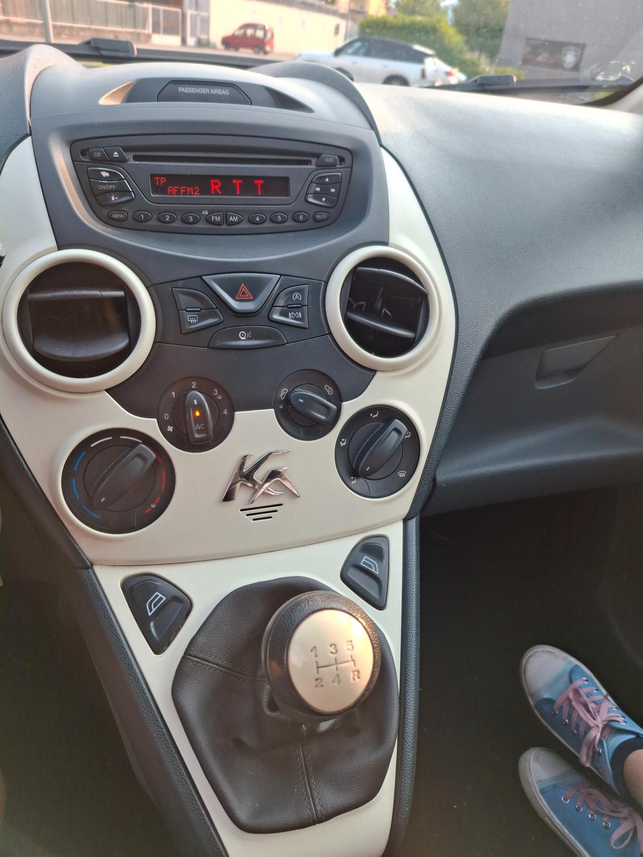 Ford Ka Ka+ 1.2 8V 69CV Titanium 2015 neopatentati