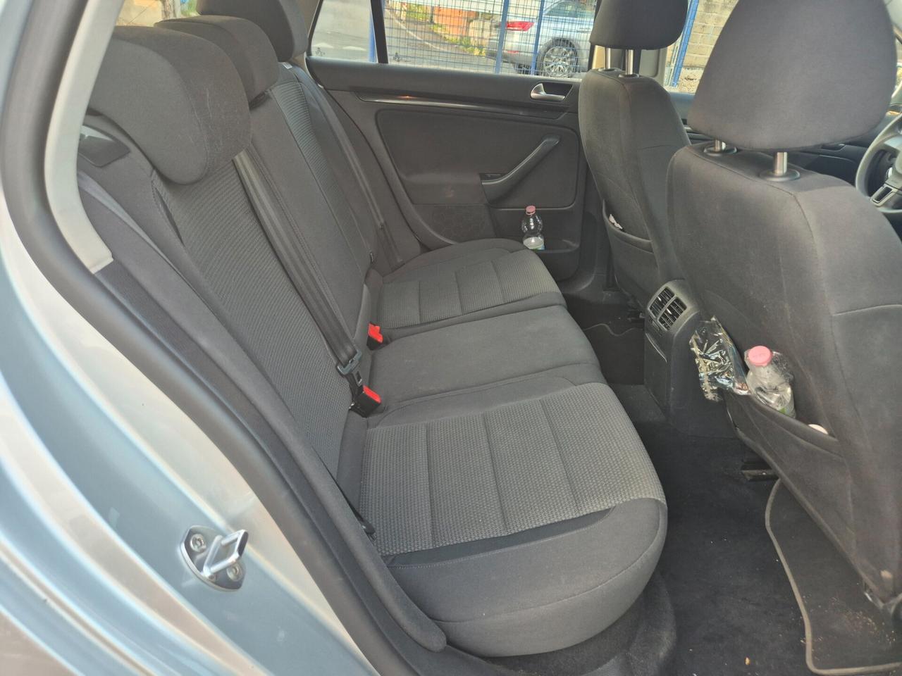 Volkswagen Golf Variant 1.6 TDI DPF 5p. Highline