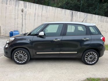 Fiat 500L 1.6 Multijet 120 CV (DOMMYcars)