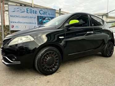 Lancia Ypsilon BLACK 1.2 69cv " SENSORI DI PARCHEGGIO/BLUETOOTH/.