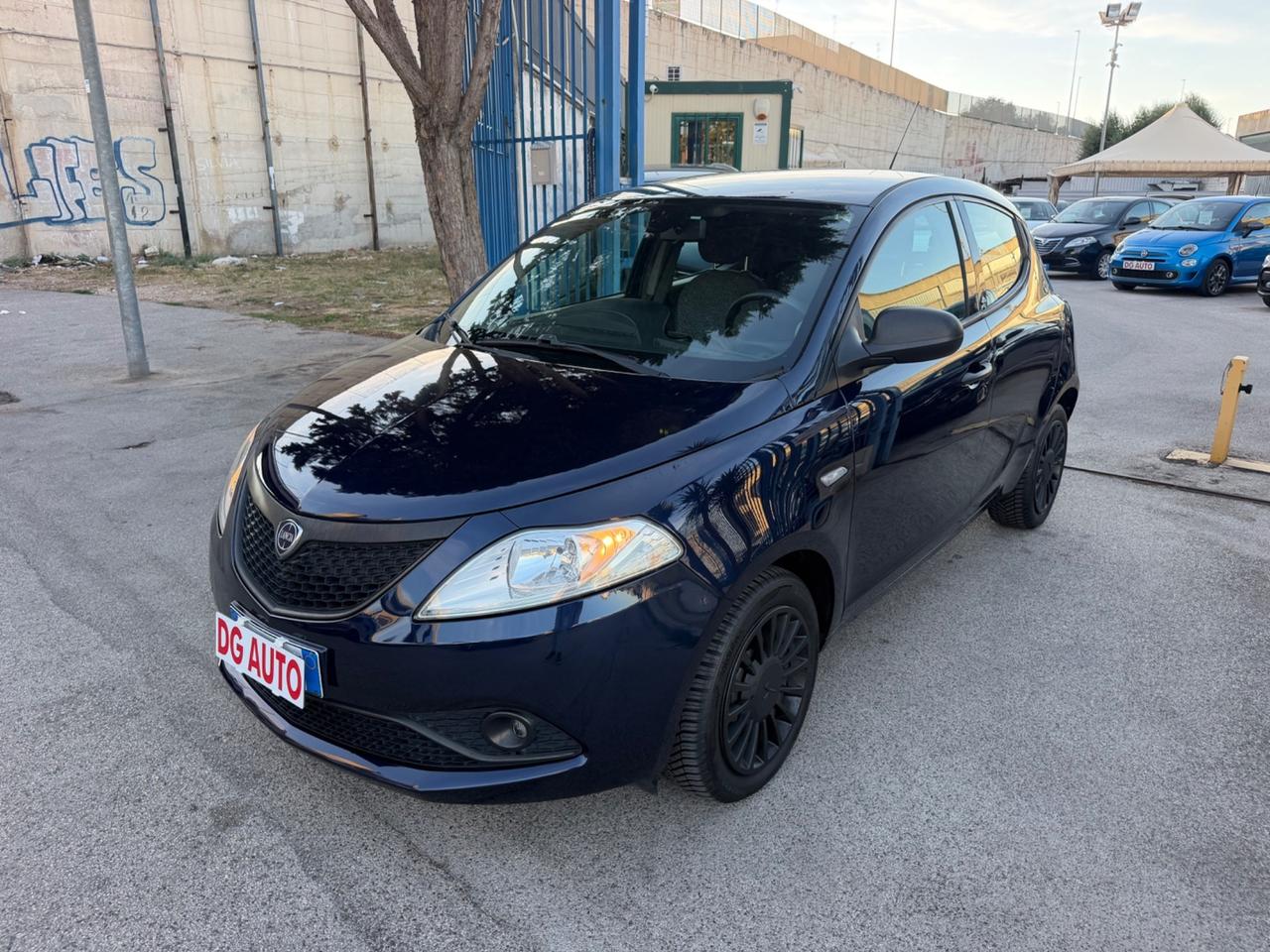 Lancia Ypsilon 1.2 benzina 69 cv 2018 88.000 km