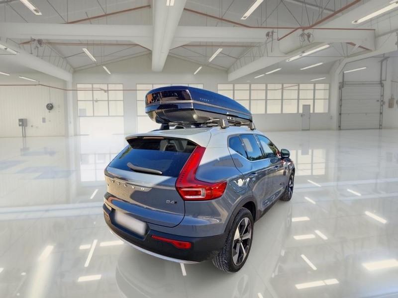 VOLVO XC40 B4 AWD automatico Ultimate Bright